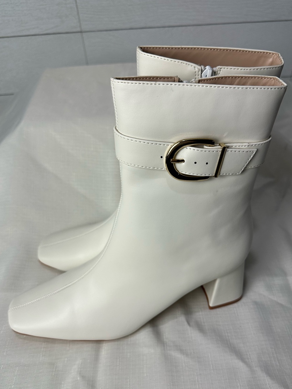 Lulu's Joplynn Block Heel Ankle Boots Size 11